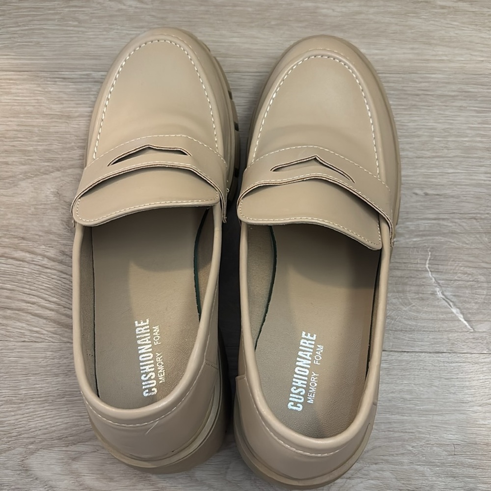 Loafers - Picture 3 of 4
